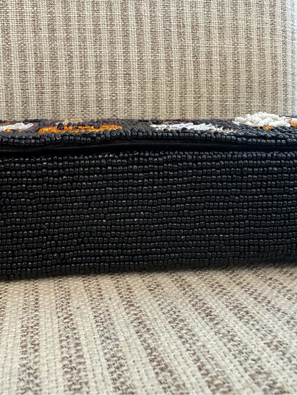 NWT Cutest bag out there! Beaded Black Halloween Dogs Pumpkins Shoulder Bag - Picture 7 of 9
